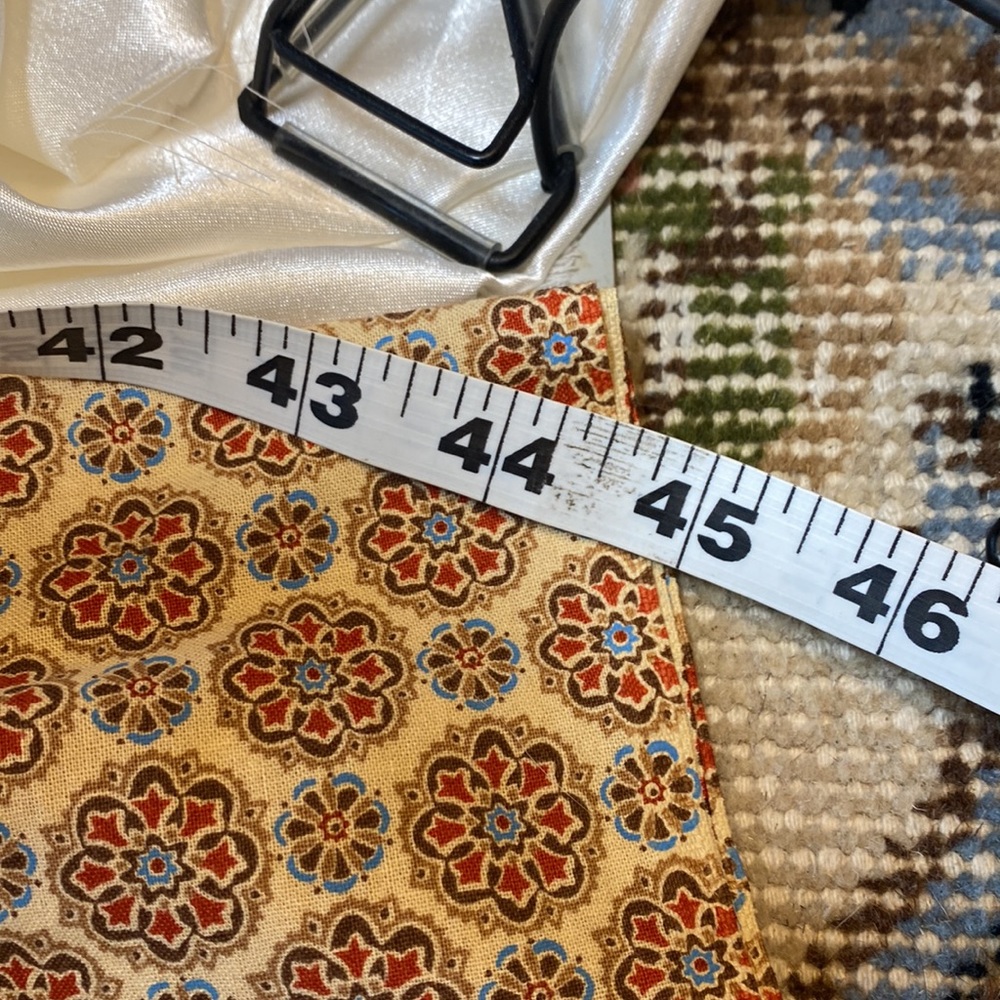 Cotton Fabric: Masculine 👍! Exotic, Kahki, tan, burnt orange, brown, and blue🍂 - Picture 3 of 3